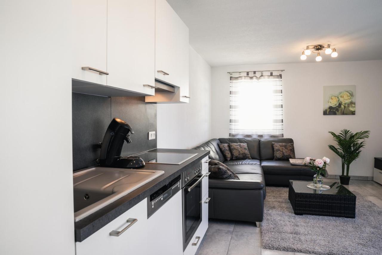 Ferienwohnung Am Zeppelin Hangar FDH Kültér fotó