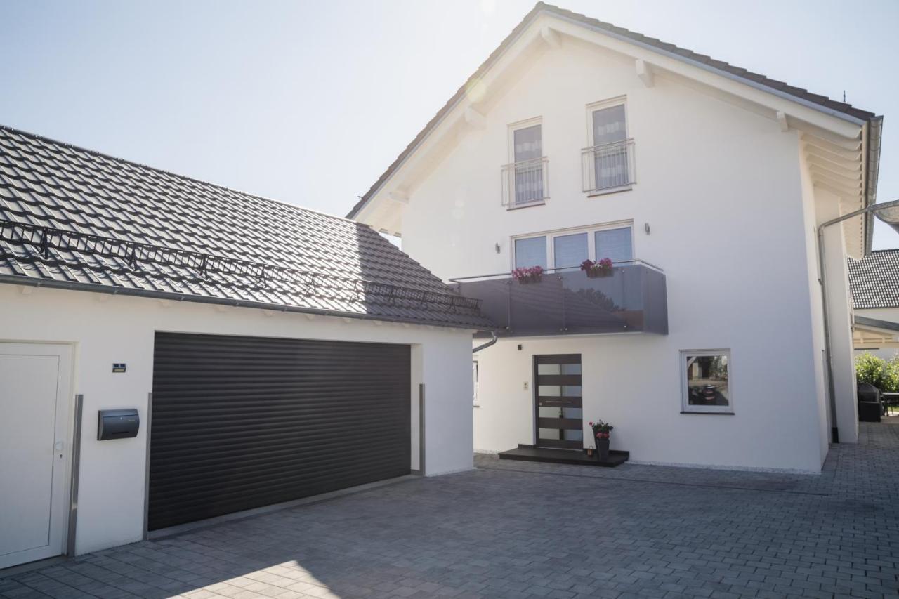 Ferienwohnung Am Zeppelin Hangar FDH Kültér fotó